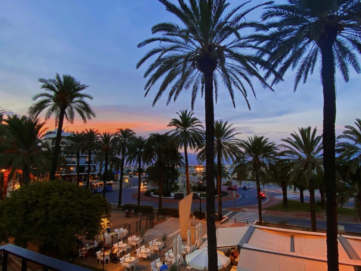Hostal L'Anfora Denia Bagian luar foto