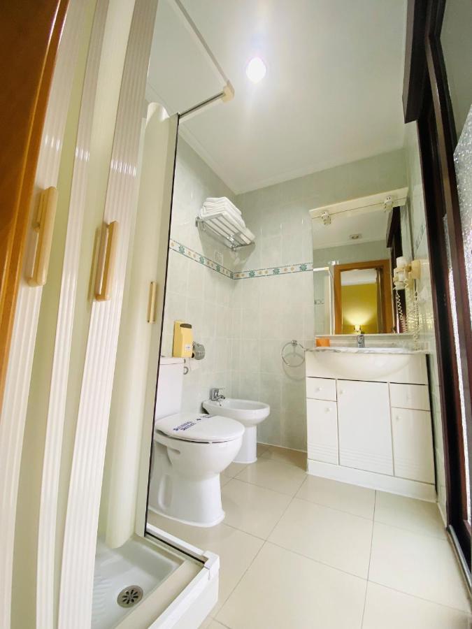 Hostal L'Anfora Denia Bagian luar foto